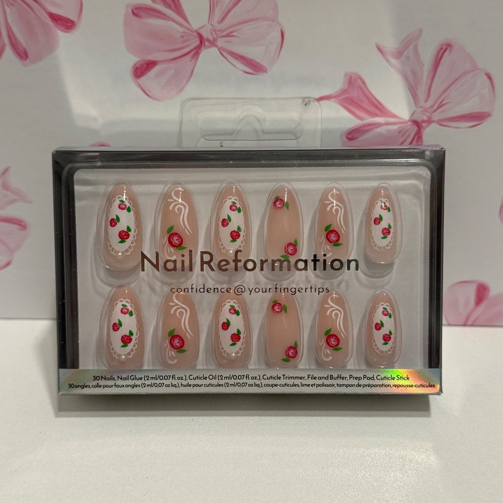 Nail Reformation Press On Nails 30 Count Almond Floral Rose Nude Pearl‎ Manicure